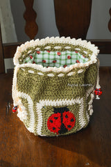 Ladybug and Daisy Drawstring Pouch (Crochet)
