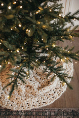 Snow Flurry Tree Skirt (Crochet)